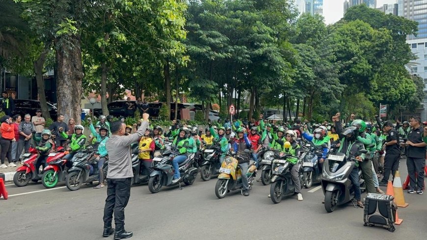 Jumat Peduli Jadi Wujud Kepedulian Polda Metro Jaya kepada Ojol