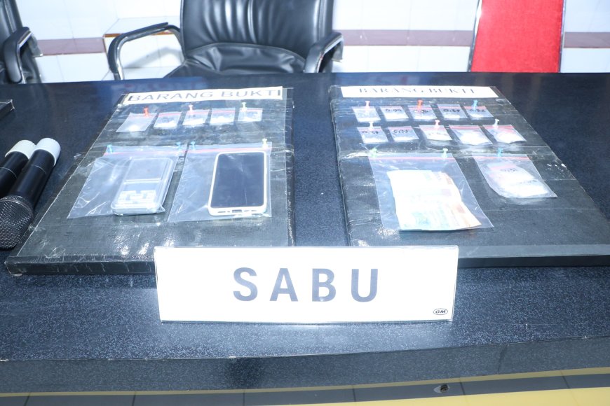 Polres Blitar Kota Ungkap Kasus Narkoba 14 Tersangka Diamankan   